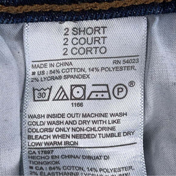 Size 2 Short Curvy Fit Old Navy Dark Blue Denim Jeans Mid Rise  *READ LISTING - Picture 15 of 16